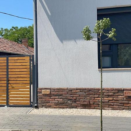 Hajdúszoboszló Thermal Apartmanok Raday 4 - Namaste מראה חיצוני תמונה